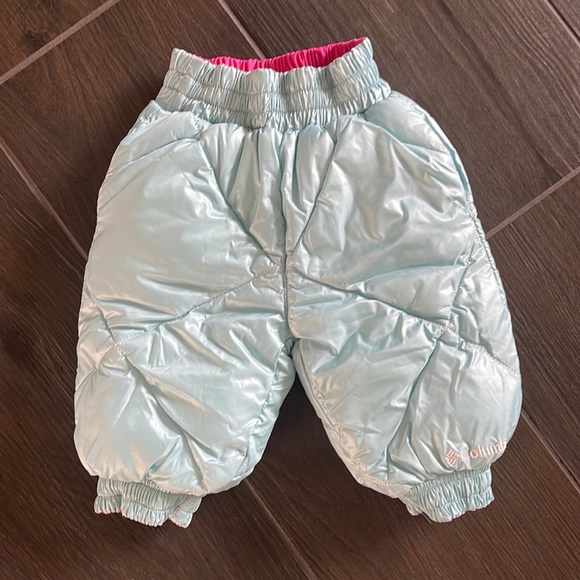 NEVER WORN Baby Girl’s Reversible Columbia Jacket + Snow Pants Set - Picture 4 of 16